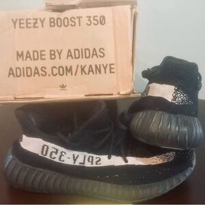 Yeezy Boost 350 “OREO” V2